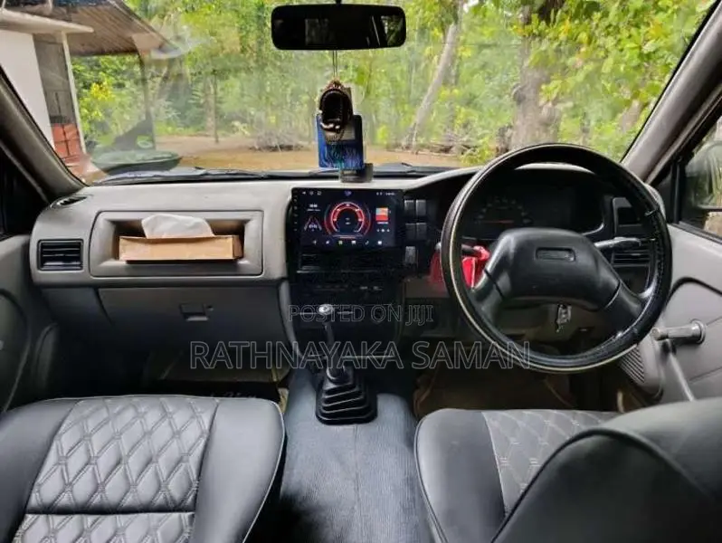 Isuzu Isuzu 1995 Pickup (Used)