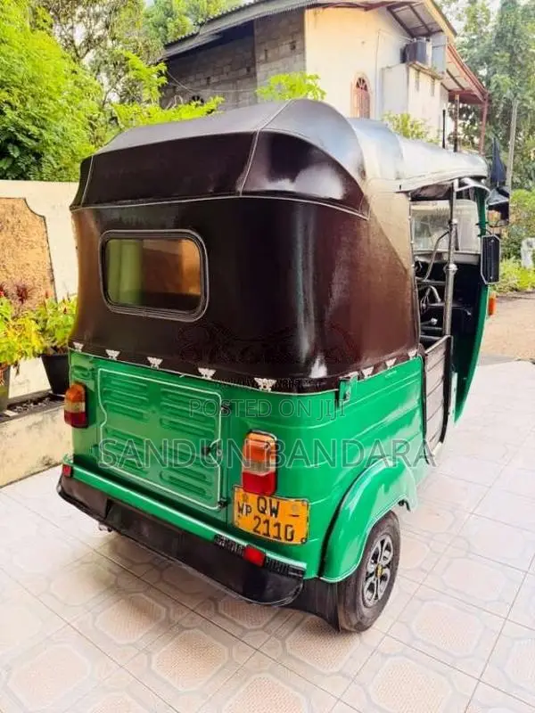 Bajaj RE 2010 Three Wheel (Used)