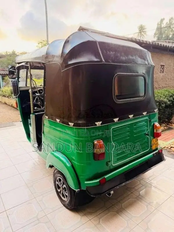 Bajaj RE 2010 Three Wheel (Used)