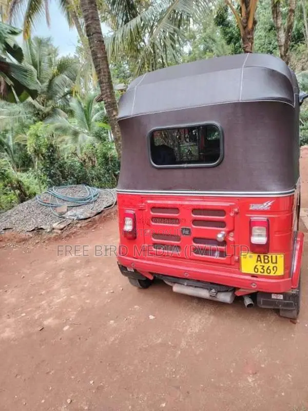 Bajaj RE 2020 Three Wheel (Used)