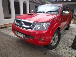 Toyota Hilux 2014 Pickup (Used)