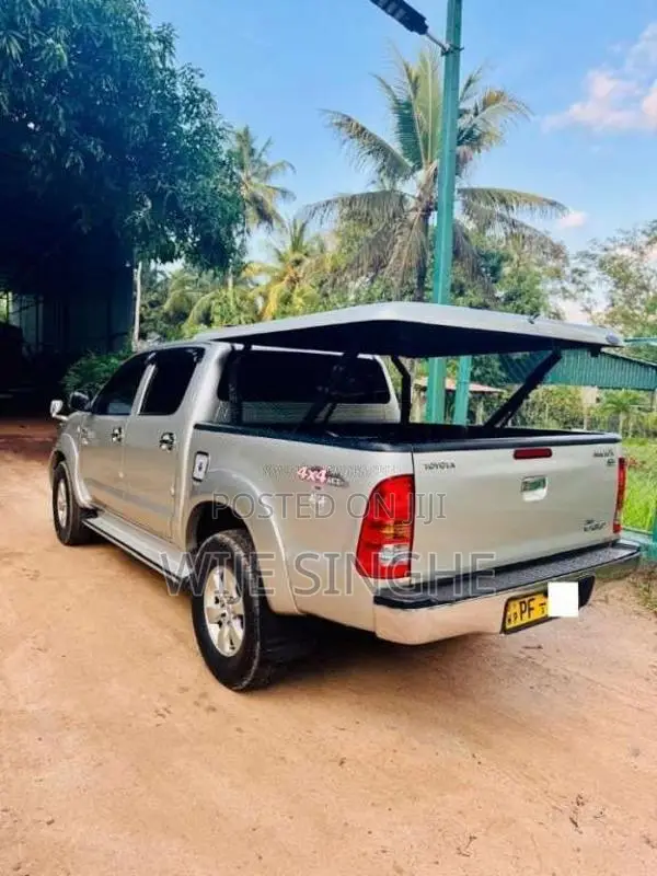 Toyota Hilux 2007 Pickup (Used)