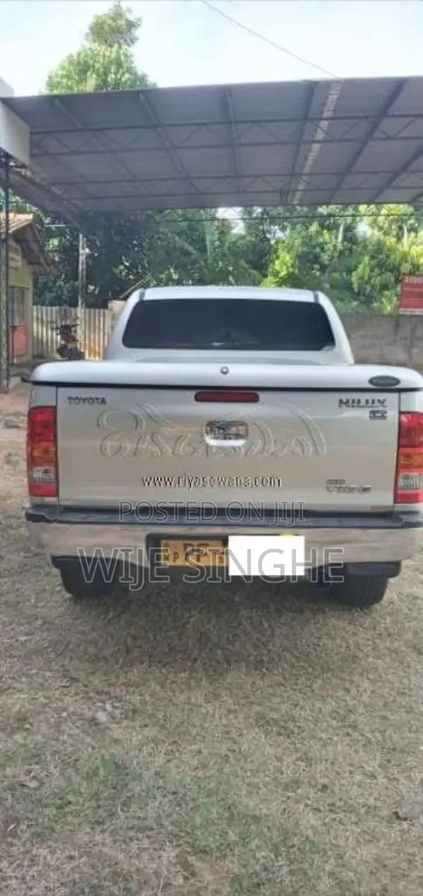 Toyota Hilux 2007 Pickup (Used)