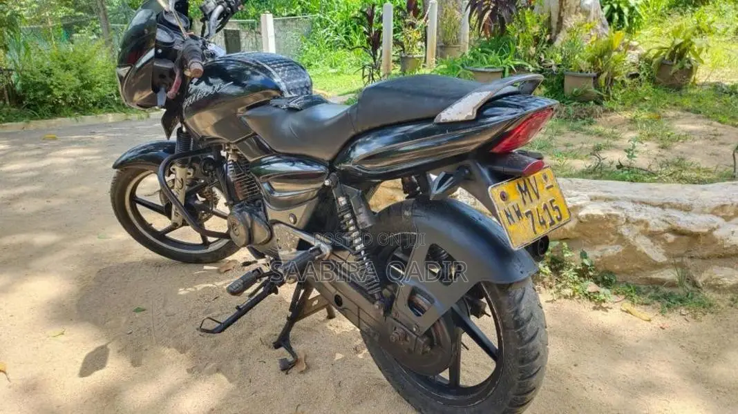Bajaj Pulsar 180 2006 Motorbike (Used)