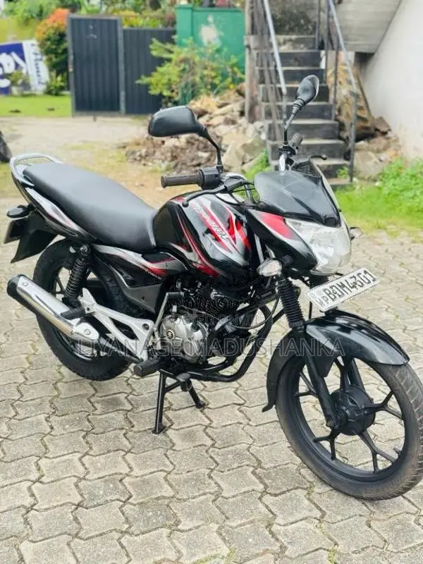 Bajaj Discover 2016 Motorbike (Used)