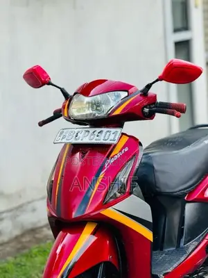 Hero Pleasure 2015 Motorbike (Used)