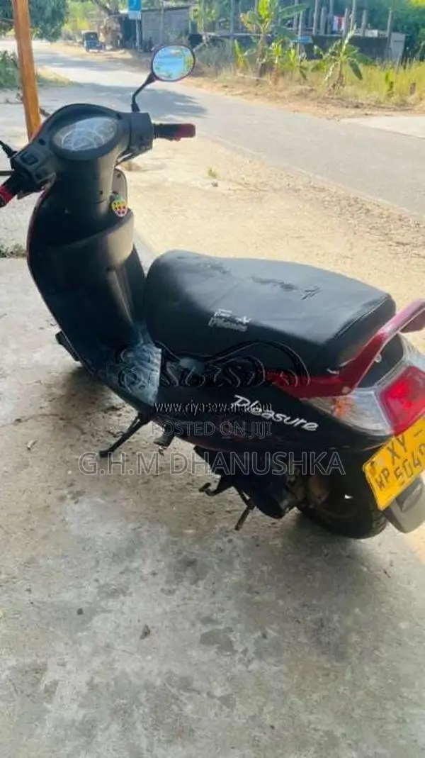 Hero Pleasure 2012 Motorbike (Used)