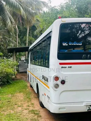 Eicher Skyline 1075 2015 Bus (Used)