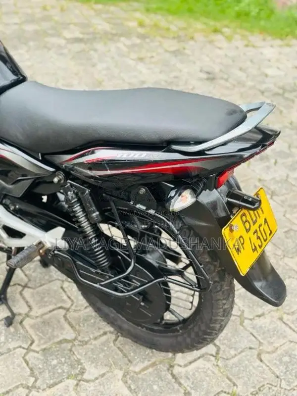 Bajaj Discover 2016 Motorbike (Used)