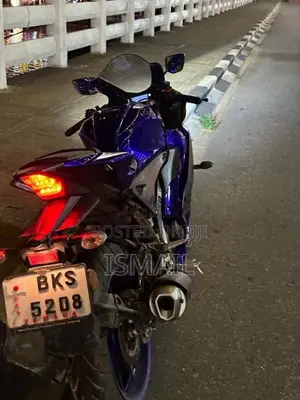 Yamaha R15 2026 Motorbike (Used)