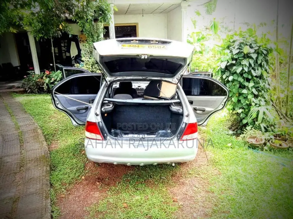 Hyundai Accent 2001 Car (Used)
