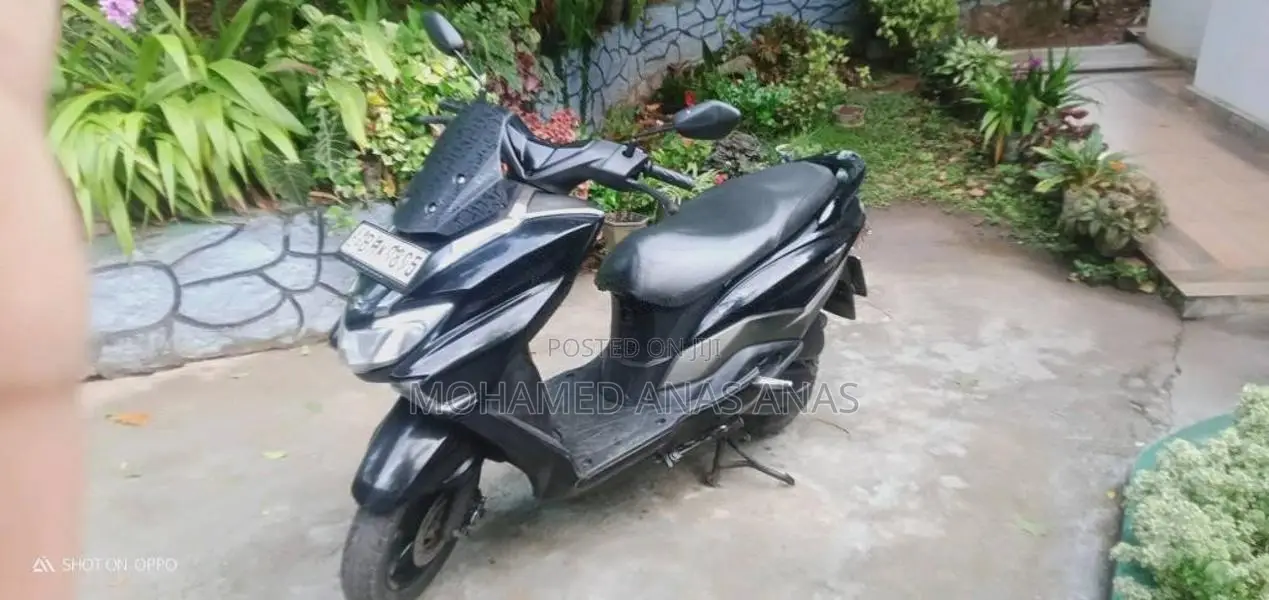 Suzuki BURGMAN 2019 Motorbike (Used)