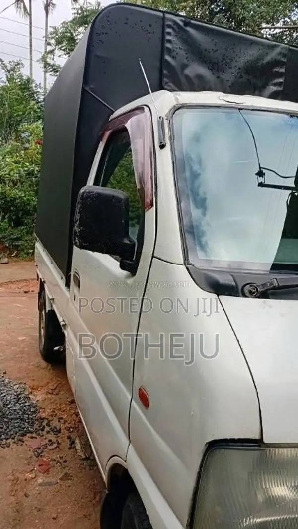 Suzuki Ewary 2001 Lorry (Used)