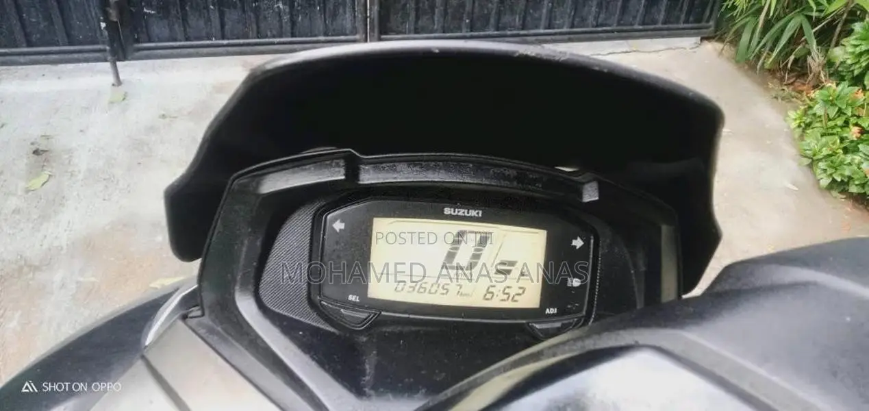 Suzuki BURGMAN 2019 Motorbike (Used)