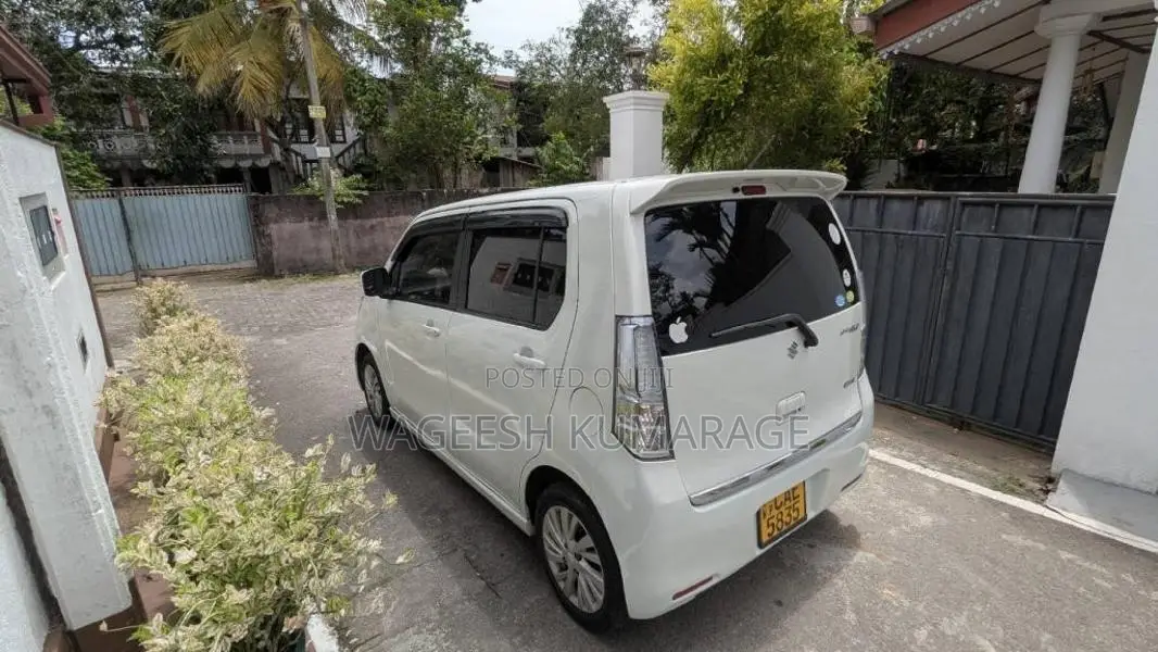 Suzuki Wagon R 2015 Car (Used)