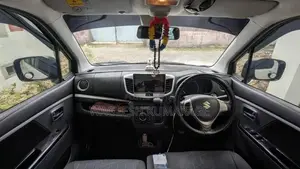Suzuki Wagon R 2015 Car (Used)