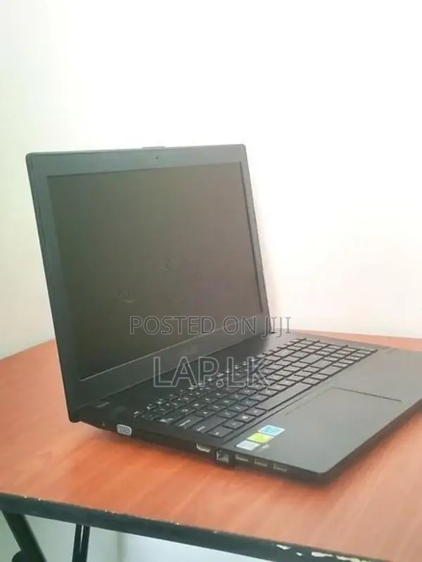 Asus P2540UV – Core i7 7th GEN | NVIDIA 940MX 2GB 500GB SSD