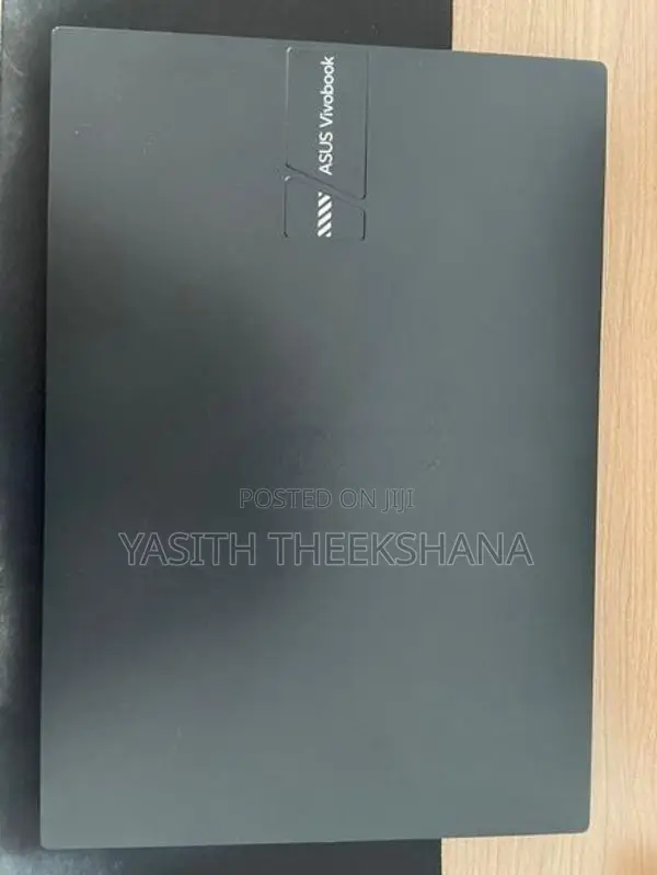 Asus Vivobook I9