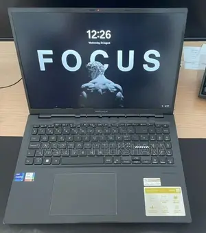 Asus Vivobook I9