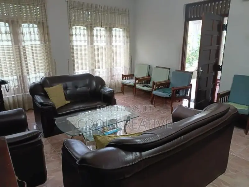 Sofa Set