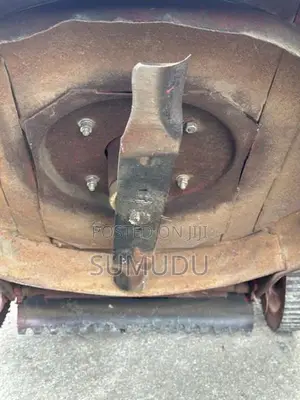 Grass cutter machine