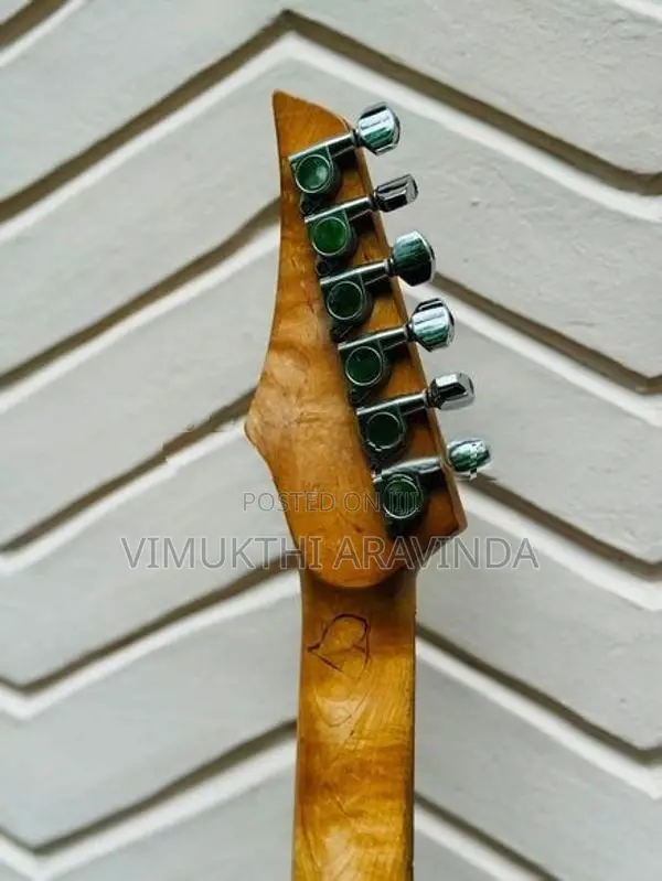 Electric guitar