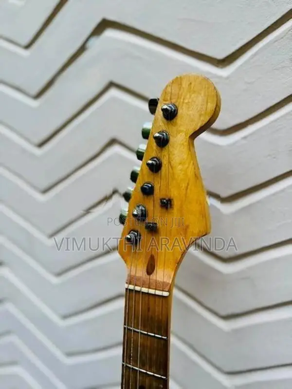 Electric guitar