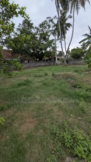 Valuable 11 Perches Land for Sale in Jaela - Dadugama