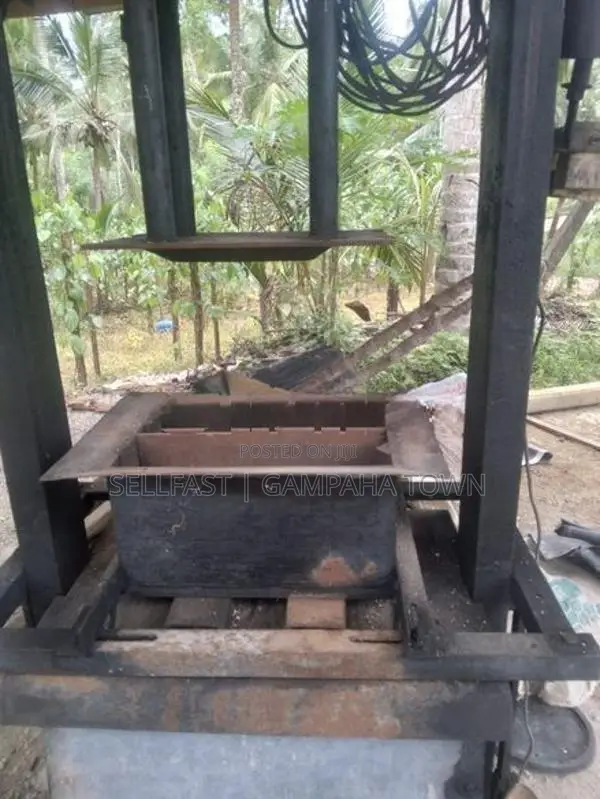 Block Gal Machine