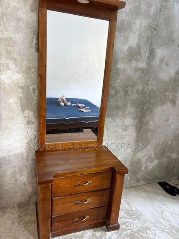 Teak wooden dressing table