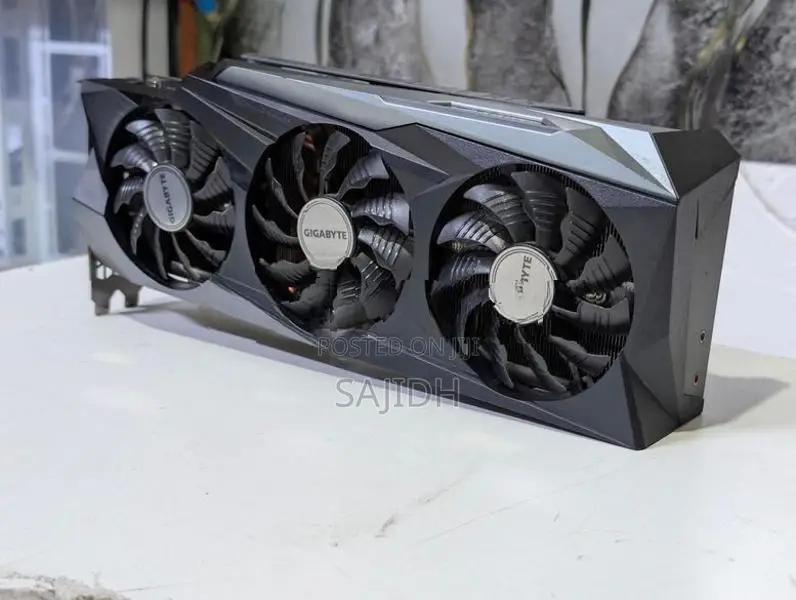 GIGABYTE RTX 3080 10GB GRAPHICS CARD