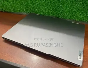 Lenovo 5 120U Laptop