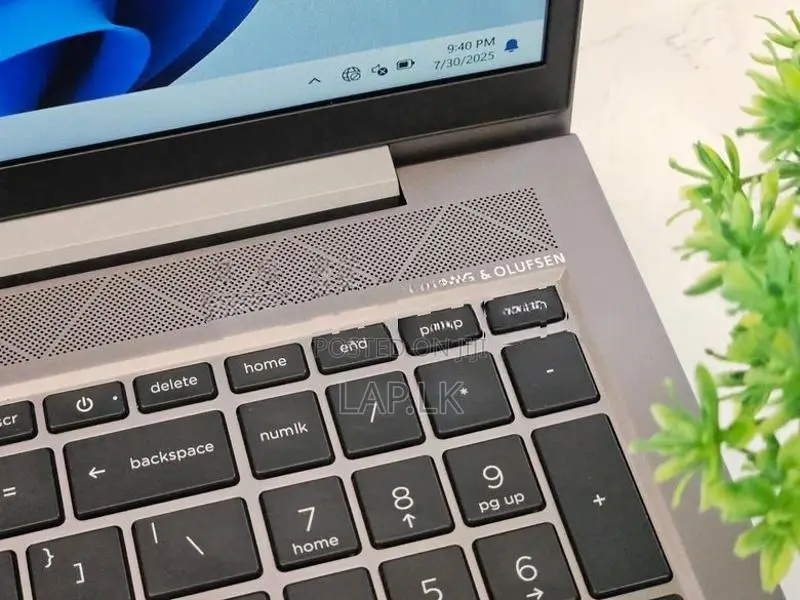 HP ZBook Firefly 14 G8 – Intel Core i5 11th GEN | 8GB RAM 256GB SSD