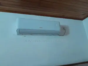 12000BTU GREE (Non Inverter) AC