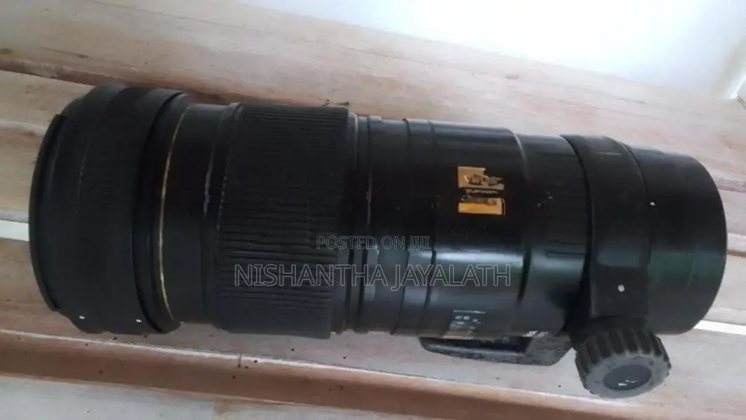 70 x 200 Zoom Lens Canon
