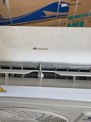 Gree 9000BTU Non-Inverter Air Conditioner Cosmo Series