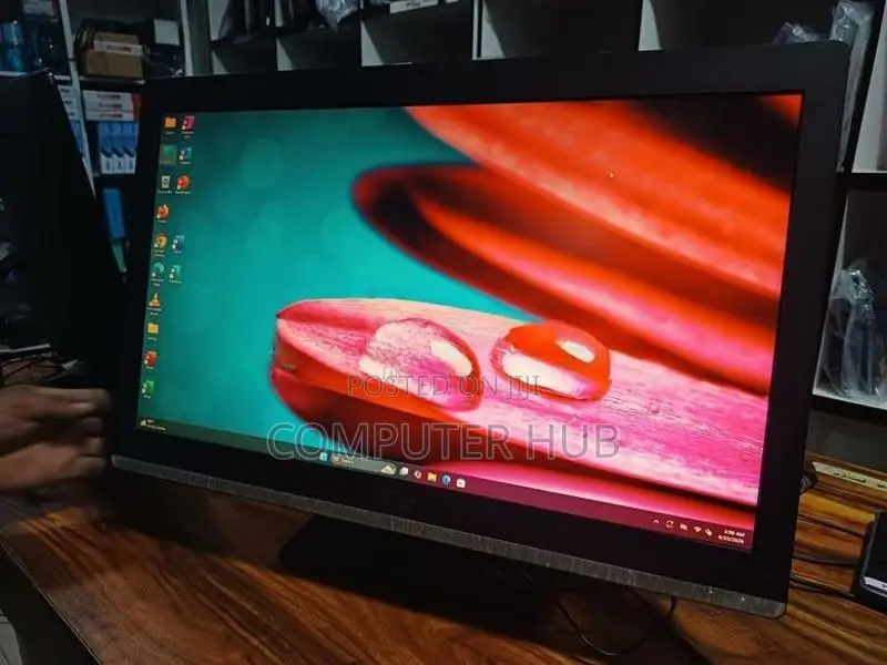 Asus All in One PC Core i3 4130T 500GB HDD 8GB RAM 2.9 GHZ