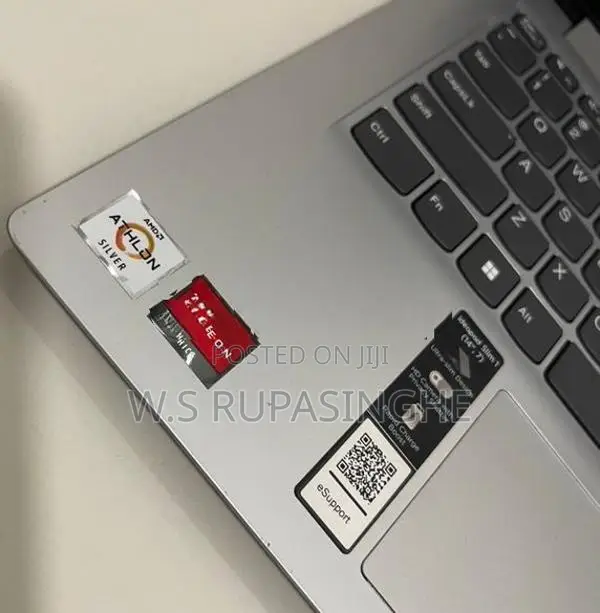 Lenovo AMD Athlon Silver 3050u Laptop