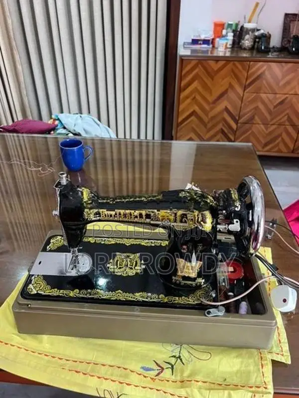 clothe stitching machine