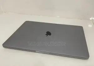 Apple Macbook Pro i7 Laptop