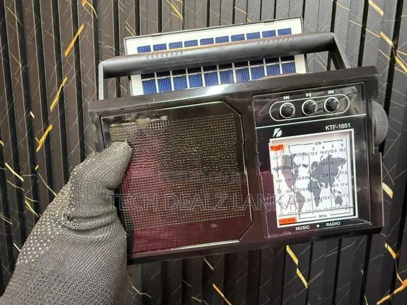 Solar rechargeable Bluetooth radio speaker