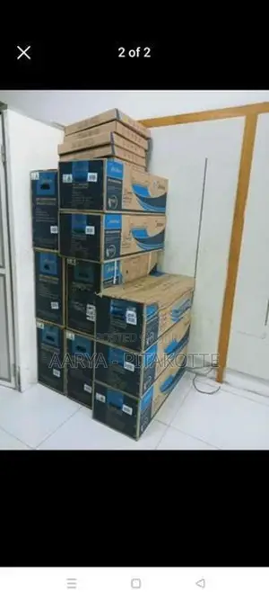 Midea Air Conditioner 18000BTU - Non inverter