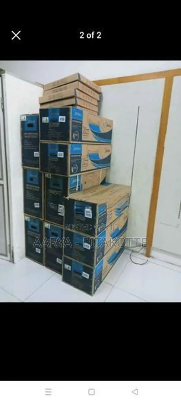 Midea Air Conditioner 18000BTU - Non inverter