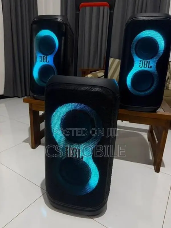 JBL 320 Speaker