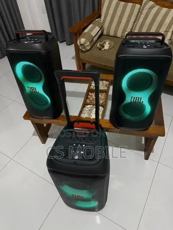 JBL 320 Speaker