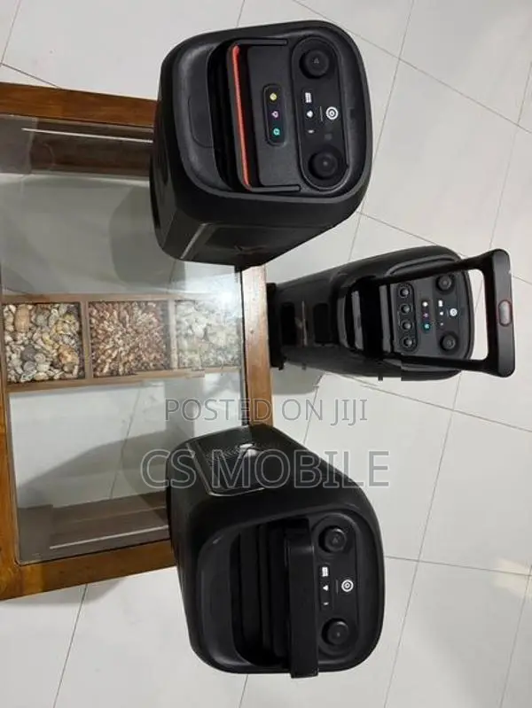 JBL 320 Speaker