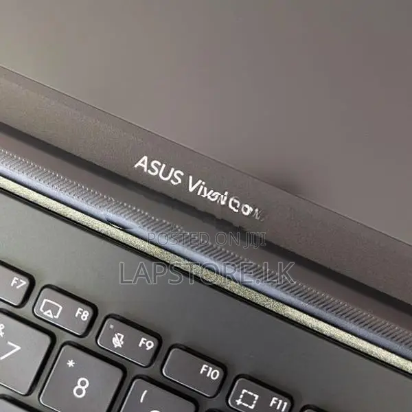 Asus VivoBook E15 AMD Ryzen 5-7520U|8GB RAM| 512GB SSD Laptop