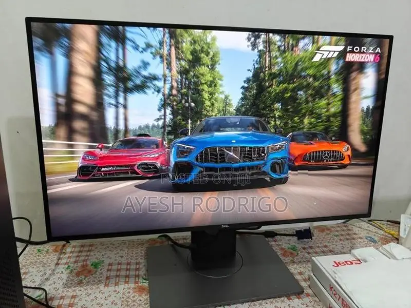 Dell UltraSharp U2718Q 27” IPS 4K UHD Monitor