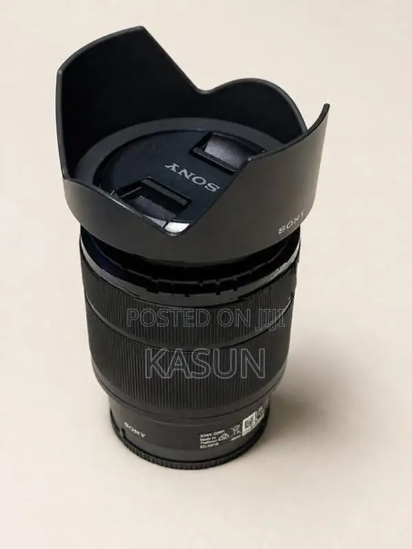 Sony FE 28-70mm f/3.5-5.6