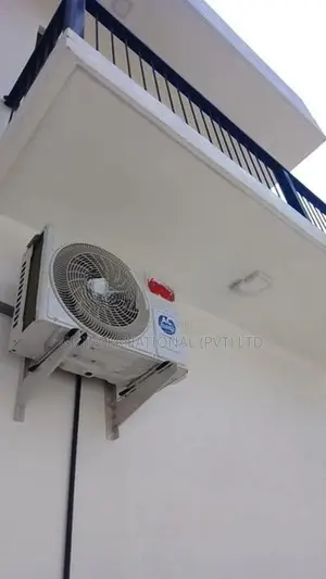12000BTU TCL Non Inverter (Saveln Series) Brand New AC 2026/ China